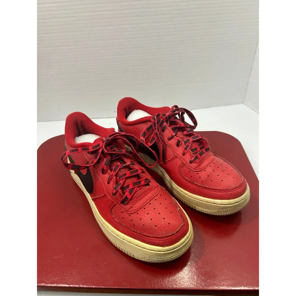 Nike Tumbled Leather Air Force 1 Low 4.5Y Red NBA Pack Streetwear Sporty Retro